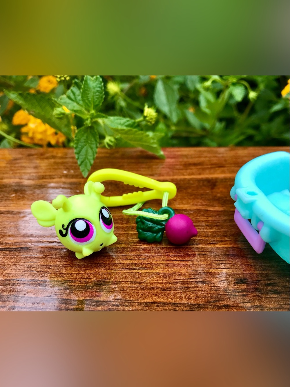 Mix Lot Toys Squishy Donuts Shopkins Cars & Figure LPS Cat SURPRIZAMALS - Picture 6 of 16
